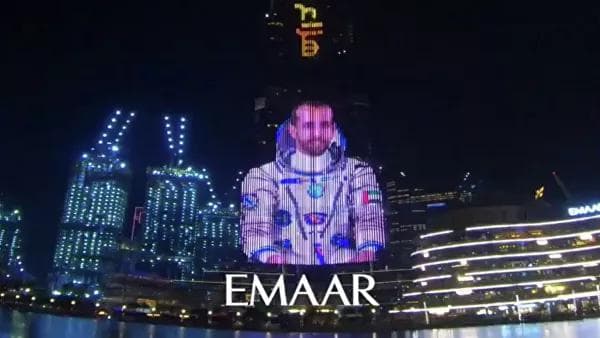 Burj Xalifa binosida BAAning birinchi fazogiri tasviri paydo bo‘ldi