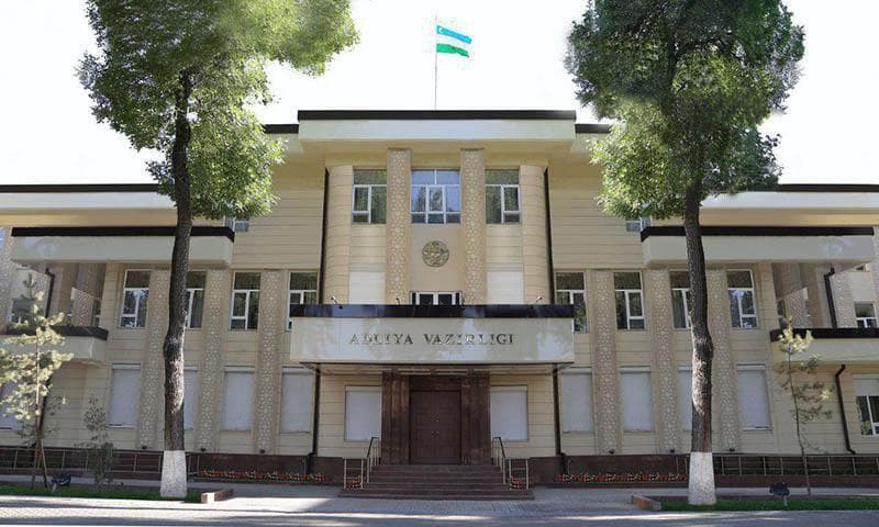 Adliya vazirligi: hokimliklar uylar buzilishi haqida ularning egalarini buzish boshlangungacha 6 oydan kechikmay xabardor qilishi shart