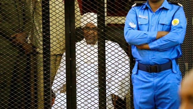 Sudanning sobiq prezidentiga hukm o‘qildi