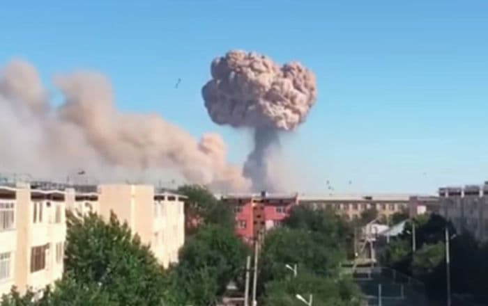 Seysmologlar Qozog‘istonda o‘q-dori omboridagi portlashlar qator yer silkinishlariga sabab bo‘lganini aytishdi