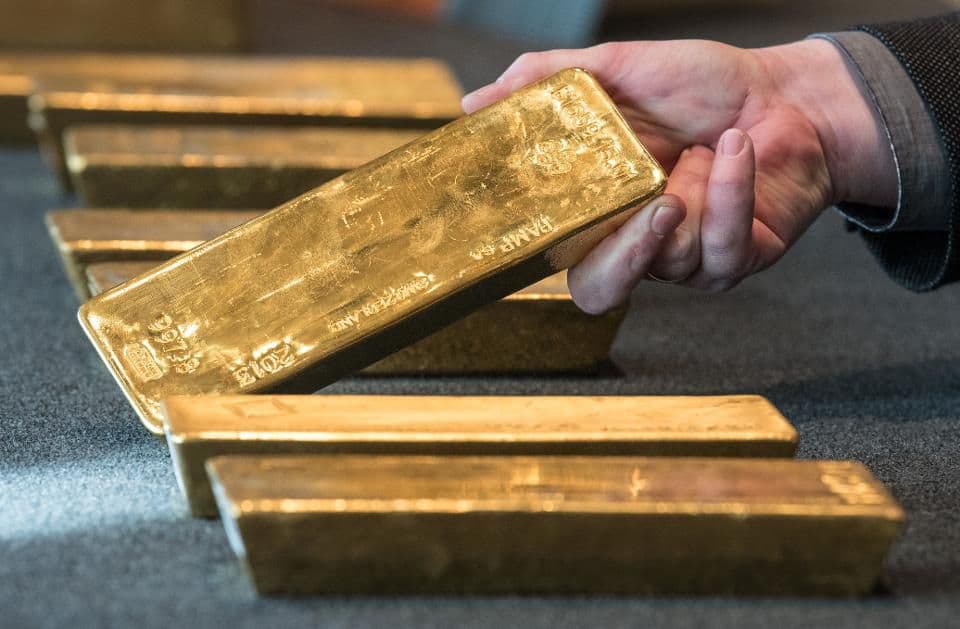 O‘zbekistonning oltin-valuta zaxiralari yil boshidan buyon birinchi marta kamaydi