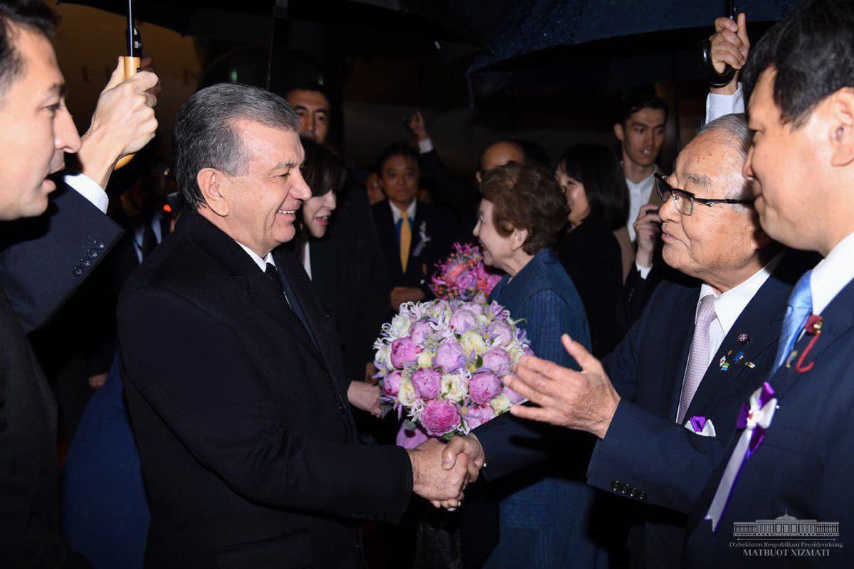 Shavkat Mirziyoyev Yaponiyaga tashrifini boshladi