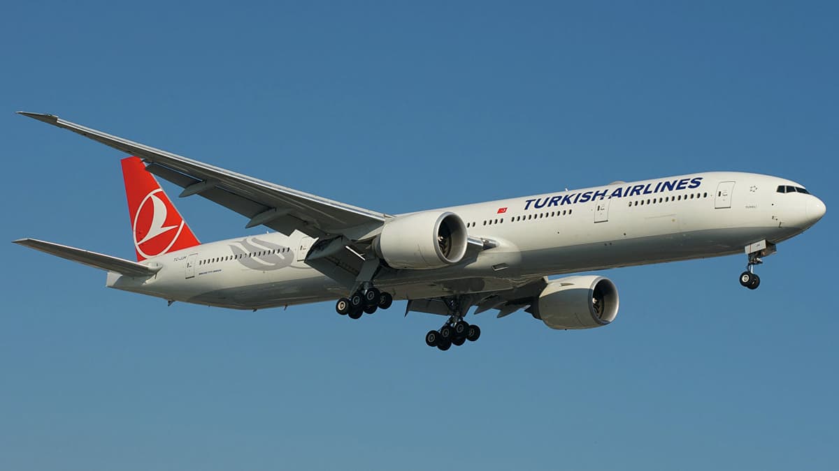 Turkish Airlines samolyotining 29 yo‘lovchisi turbulentlik sababli jabrlandi