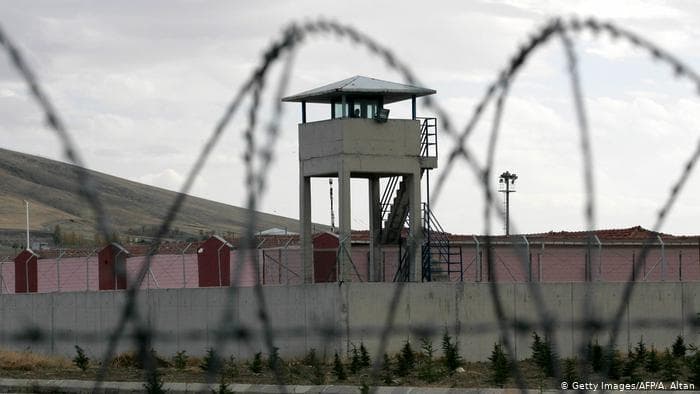 Turkiya Yevropa va AQShga IShID jangarilarini deportatsiya qilishni boshladi