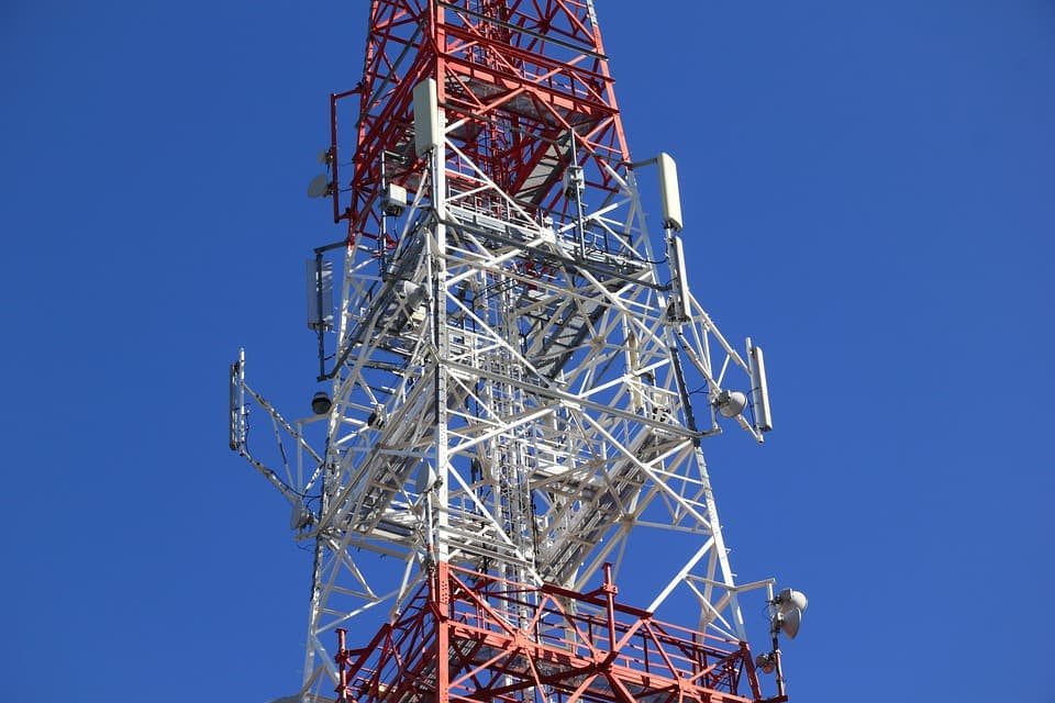 Telekommunikatsiya infratuzilmalari bilan ta'minlanmagan binolar va inshootlarni qurish hamda foydalanishga qabul qilishga yo‘l qo‘yilmaydi