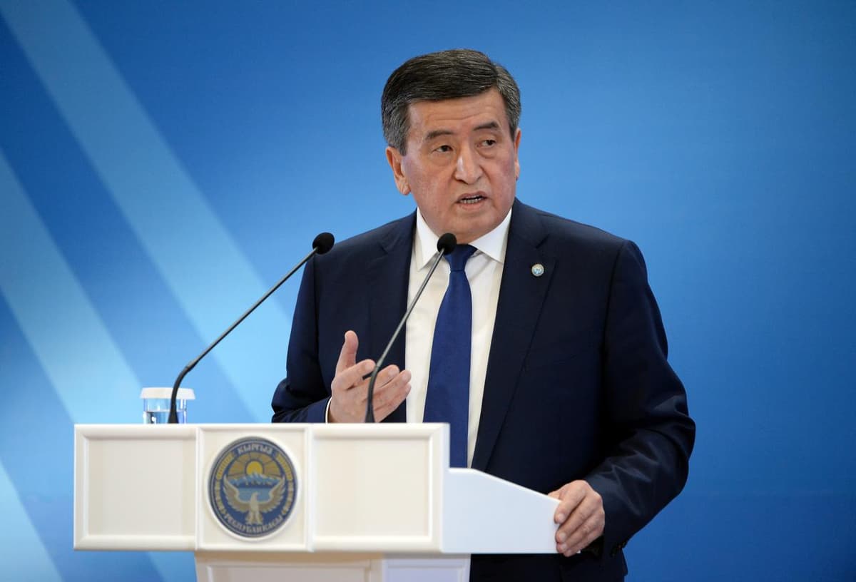 Qirg‘iziston prezidenti sudyalarga hadis aytib berdi