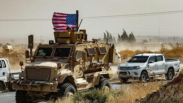 Amerika harbiylari Suriyadagi yana bir bazani tark etdi