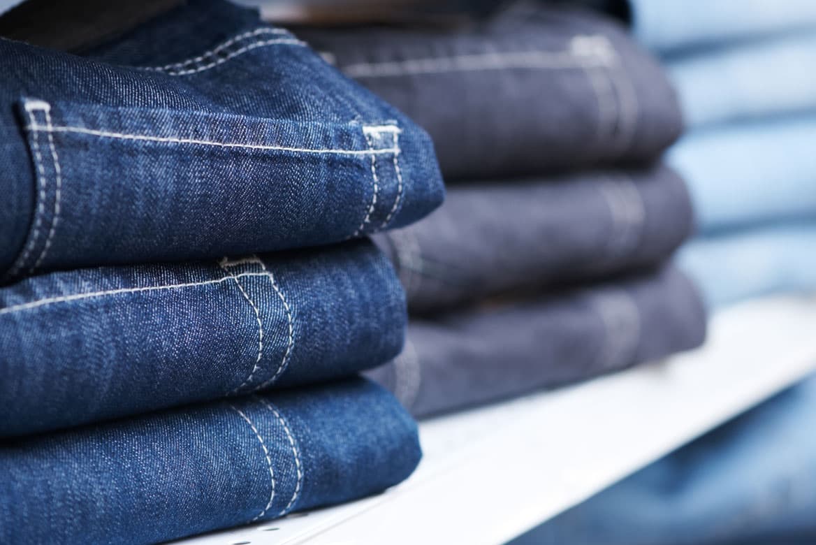 В Узбекистане намерены производить джинсы брендов Colin’s и Levi’s