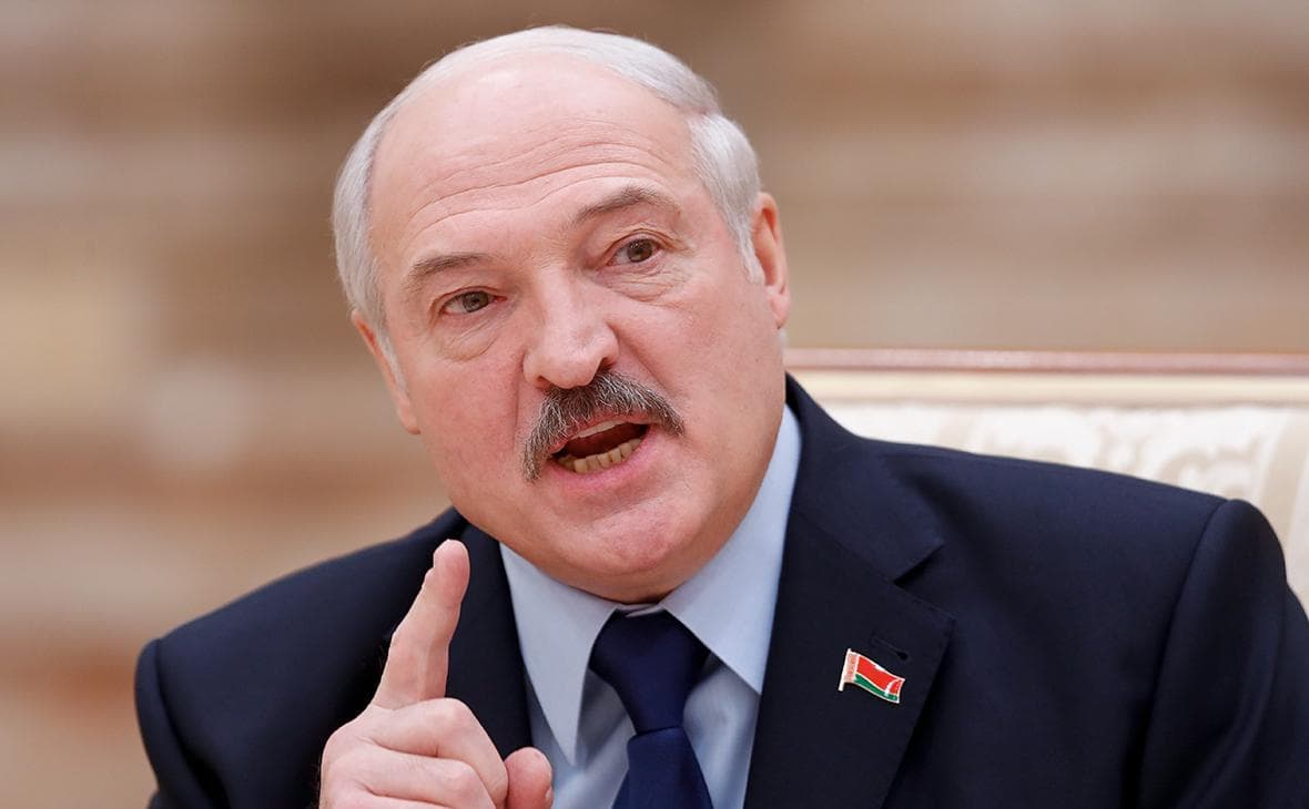 Lukashenko Rossiya oldida "emaklamaslik" kerakligini aytdi