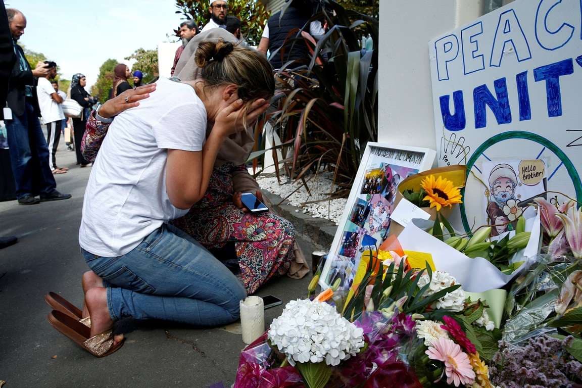 Янги Зеландияда 15 минг киши масжидларга ҳужум қурбонлари хотирасини ёд этди