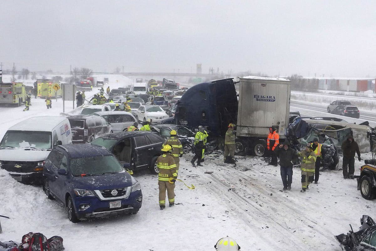 AQShda 131 avtomobil ishtirokida yirik yo‘l-transport hodisasi sodir bo‘ldi