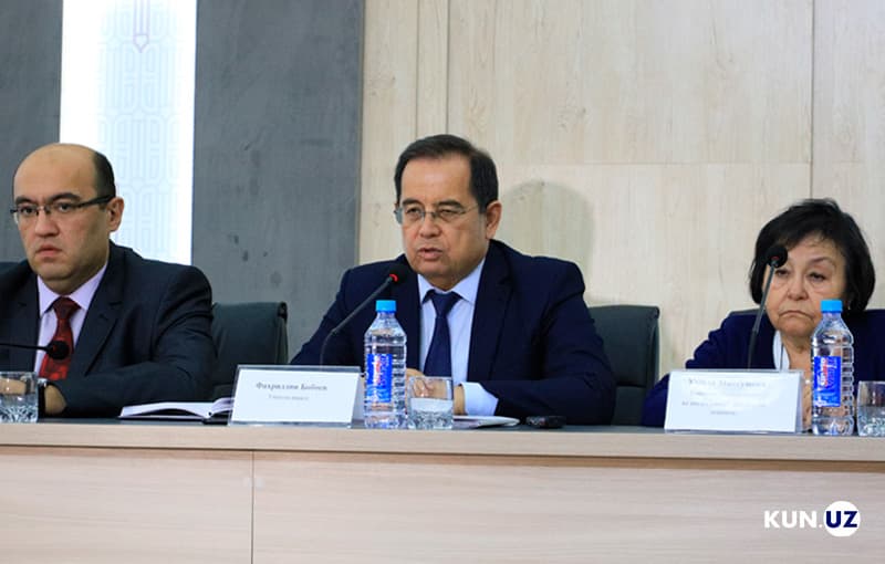 «O‘zcharmsanoat» import oyoq kiyimlar uchun boj oshirilganiga izoh berdi