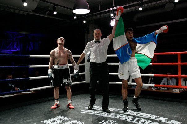 Profi boks: Ravshan Muhammadjonov navbatdagi jangida nokaut bilan g‘alaba qozondi
