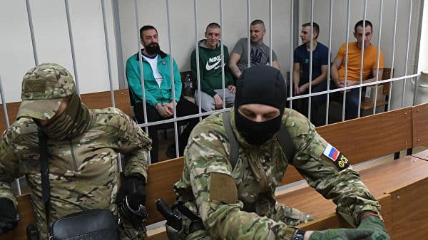 Moskva sudi Kerch bo‘g‘ozida ushlangan ukrainalik dengizchilarning hibsda ushlanishini uzaytirdi