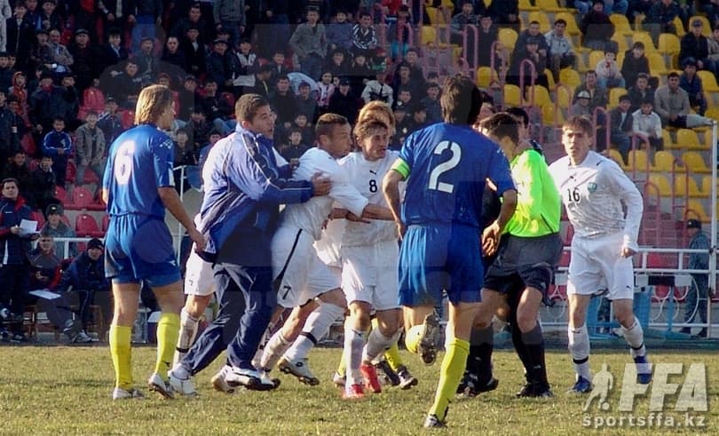 O‘zbekiston va Qozog‘iston futbol aloqalarini tiklamoqchi – mo‘ljalda o‘rtoqlik o‘yini