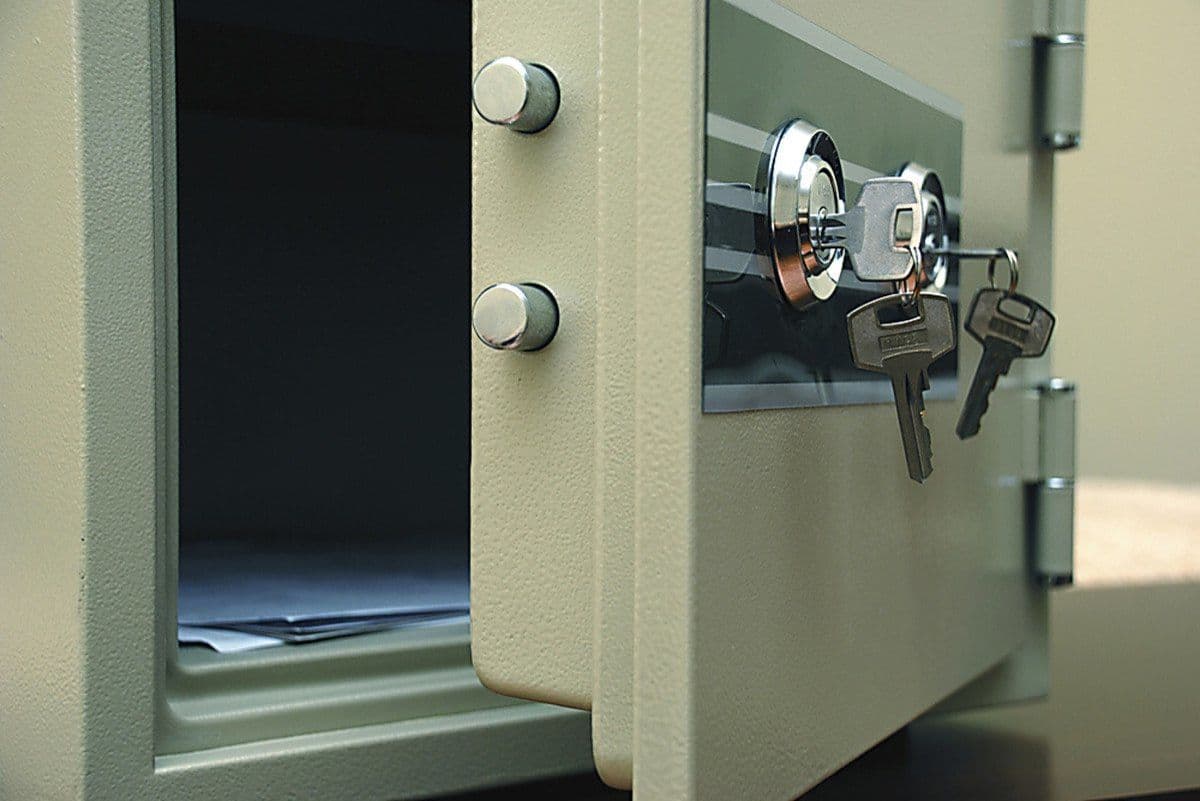 Ex-employee of a restaurant in Tashkent steals 25 million soums from the institution’s safe