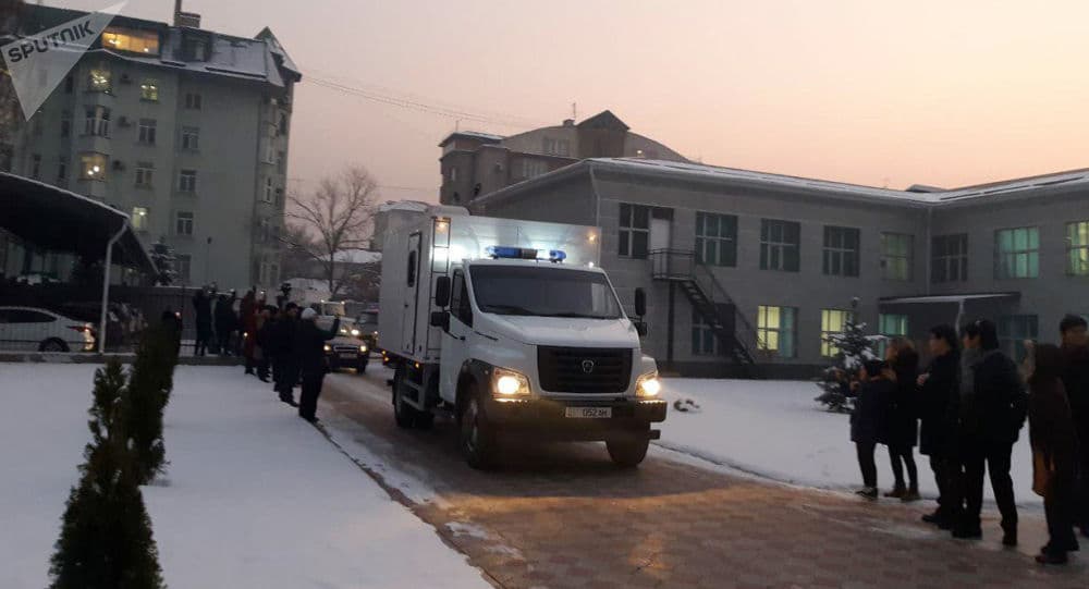 Almazbek Atamboyev sudga majburiy ravishda olib kelingani ma'lum qilindi 