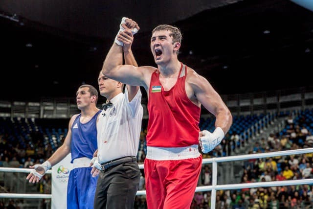 Olimpiya o‘yinlarida sovrindor bo‘lgan o‘zbek bokschisi professional boksga qaytmoqda