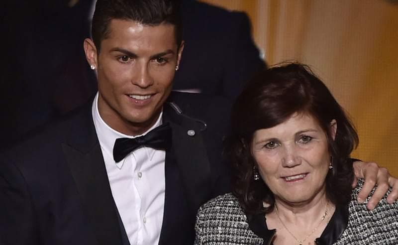 Ronalduning onasi: «Mafiya o‘g‘limga «Oltin to‘p»ni qo‘lga kiritishiga to‘sqinlik qilmoqda»