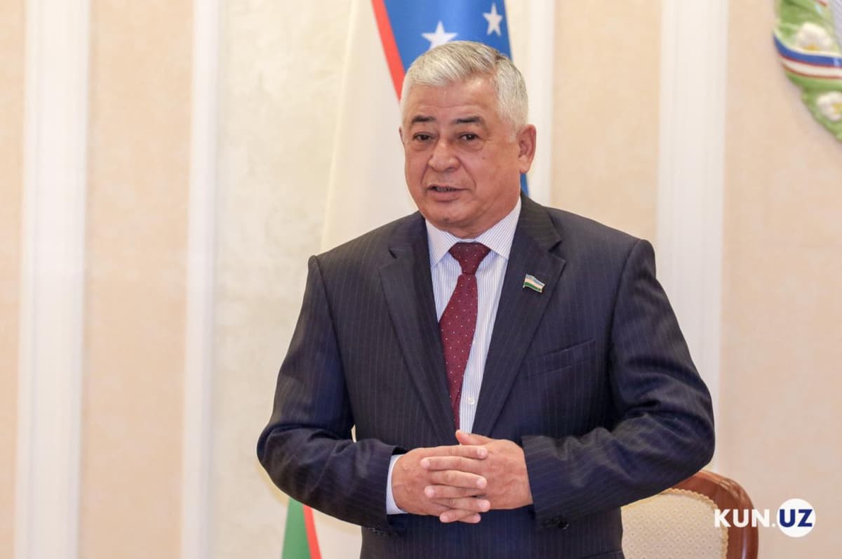 «Profilaktika inspektorlariga berilgan avtomobillar xarajati novvoy va somsachilarning bo‘ynida» - Senator