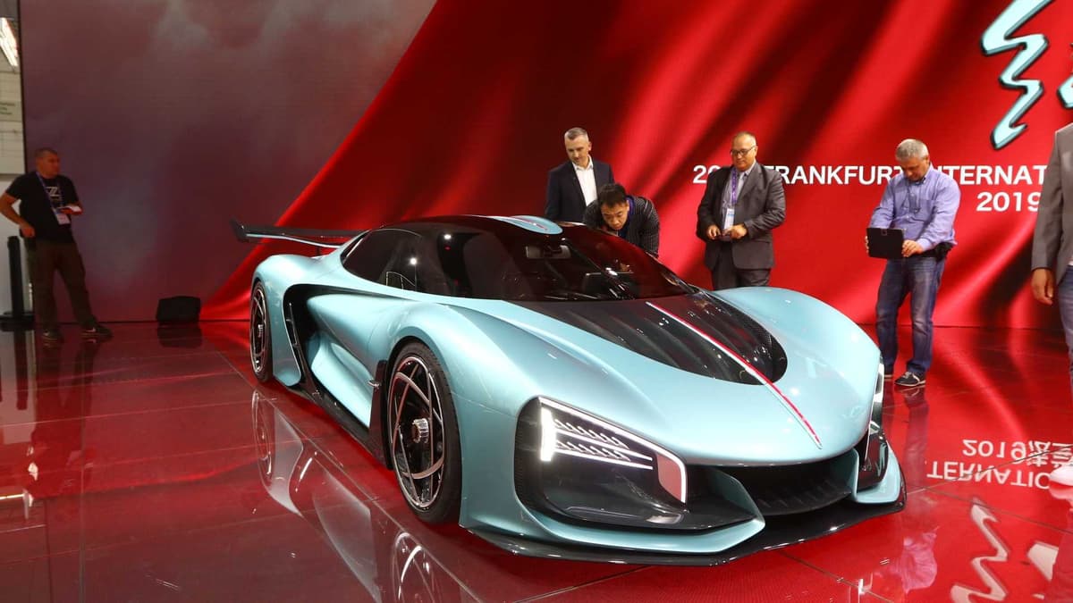 Хитойликлар Франкфуртда Bugatti Chiron’нинг рақобатчисини намойиш қилишди