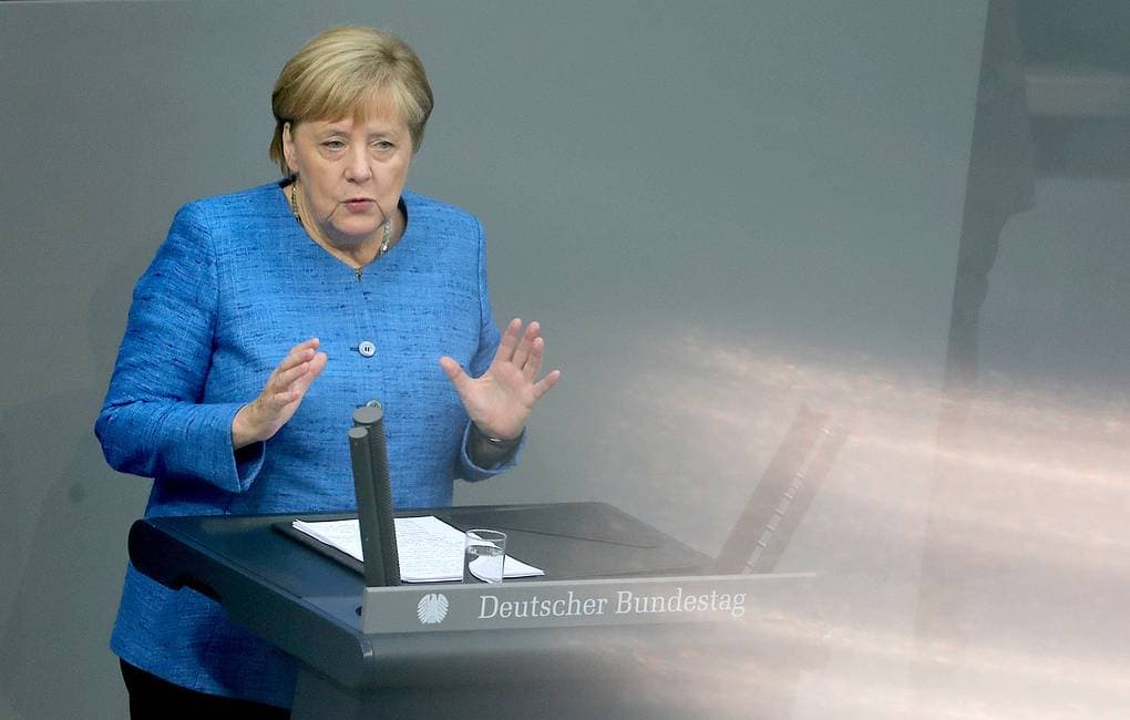Merkel AQSh endi Yevropaning himoyachisi vazifasini bajarmasligini aytdi