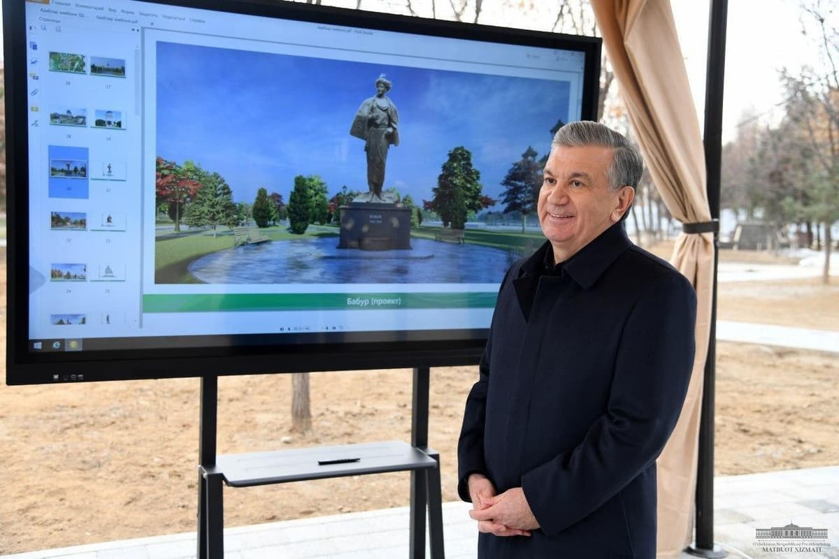 Prezident Adiblar xiyobonida Toshkent muzeyini tashkil etish bo‘yicha tavsiyalar berdi