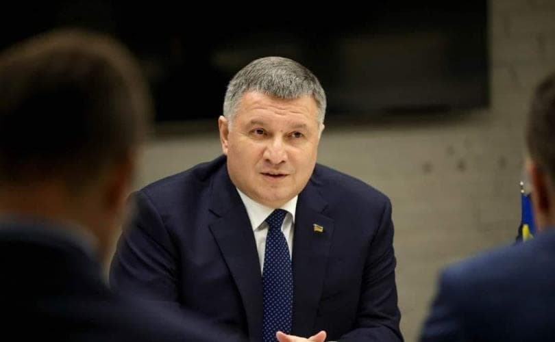Ўтган йилда Украина ҳукуматида энг кўп маошни ким олгани маълум бўлди