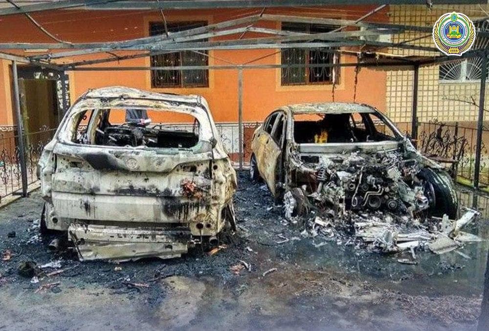 Правоохранители задержали лиц, подозреваемых в поджоге Mercedes-Benz и BMW X5