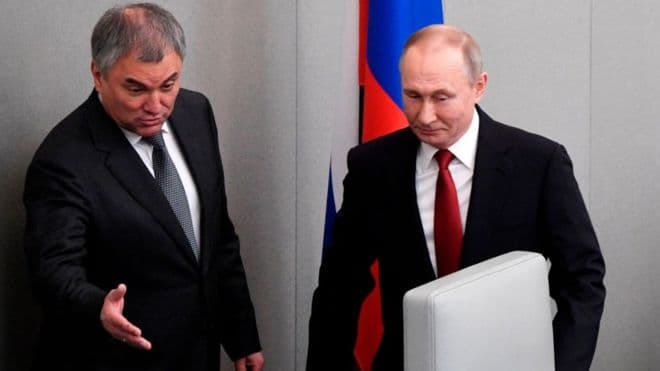 Путиннинг президентлик муддатини бошидан ҳисоблаш – Ким қандай фикрда?