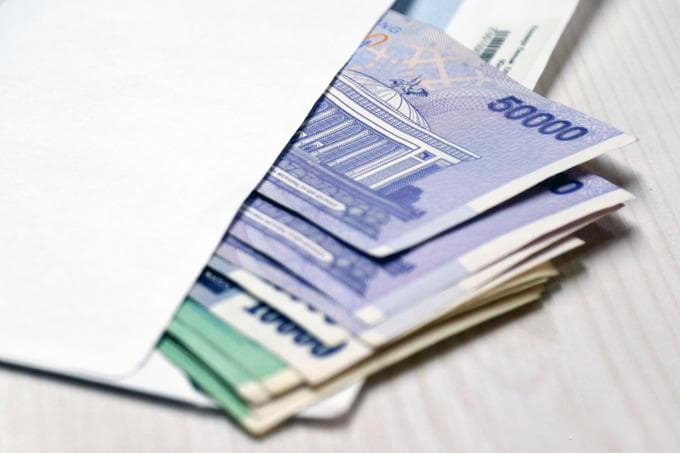 Яна бир ҳайдовчи ЙПХ ходимига пора бераётганда қўлга олинди