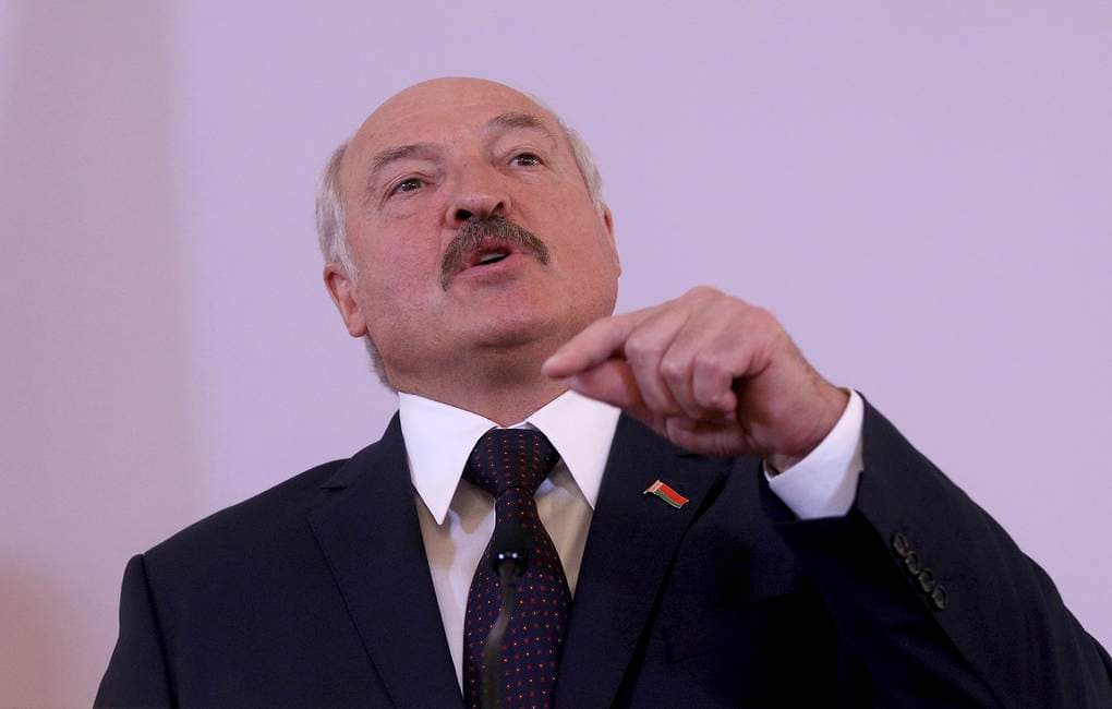 Лукашенко Россия билан иттифоқ қурганидан сўнг  пастга қулаш бошлангани ҳақида гапирди