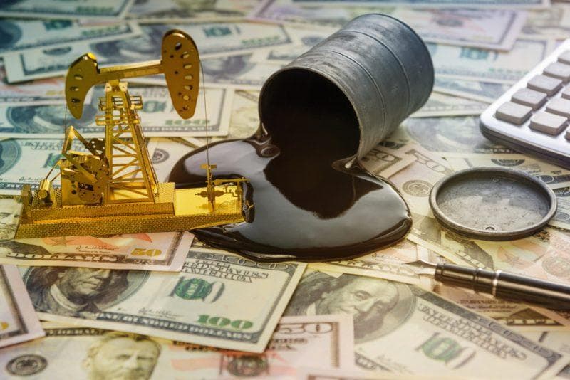Neft gigantlari bir hafta ichida yarim trillion dollar yo‘qotdi