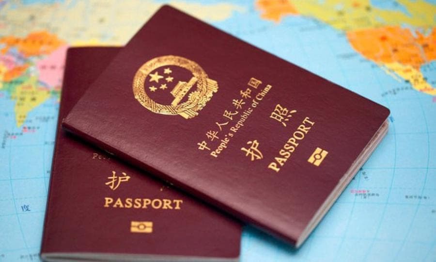 АҚШ коронавирус сабабли Хитойда виза беришни тўхтатди