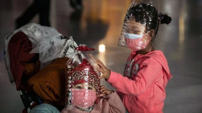 Epidemiya ichidagi hayot: Xitoyda to‘ylar bekor qilindi va tish tozalagichdan foydalanishning yangi usuli topildi