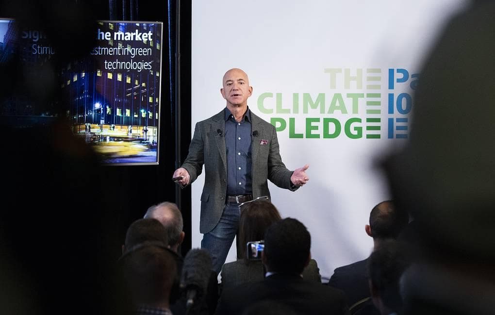Jyeff Bezos 3 kun ichida dunyoning eng boy odami maqomini yana o‘ziga qaytarib oldi