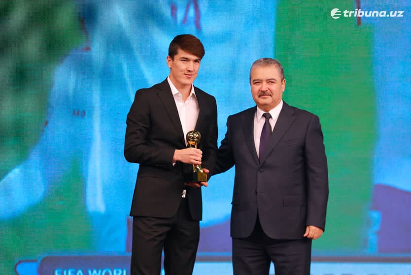 Yilning eng yaxshilari taqdirlandi, Shomurodov – yil futbolchisi