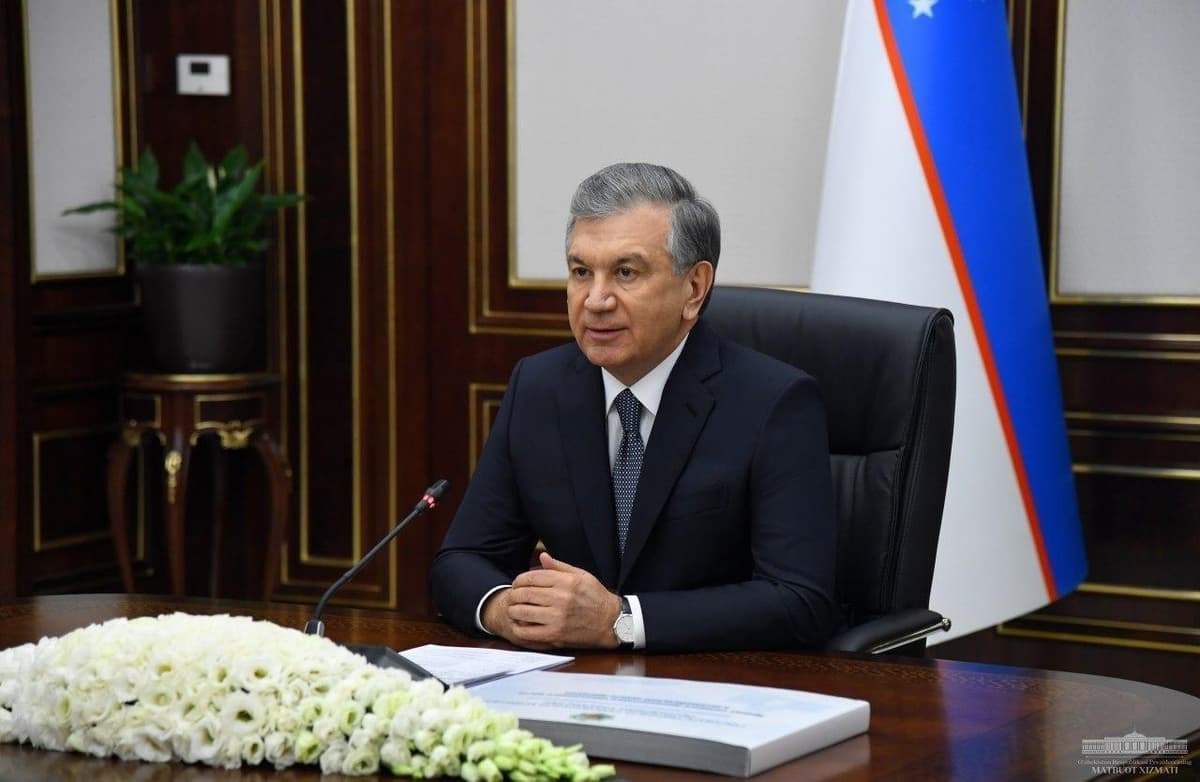Chegarada tovarlarni uchta idora tekshirishi tanqid qilindi, yuklarni o‘tkazish vaqtini qisqartirish bo‘yicha topshiriq berildi