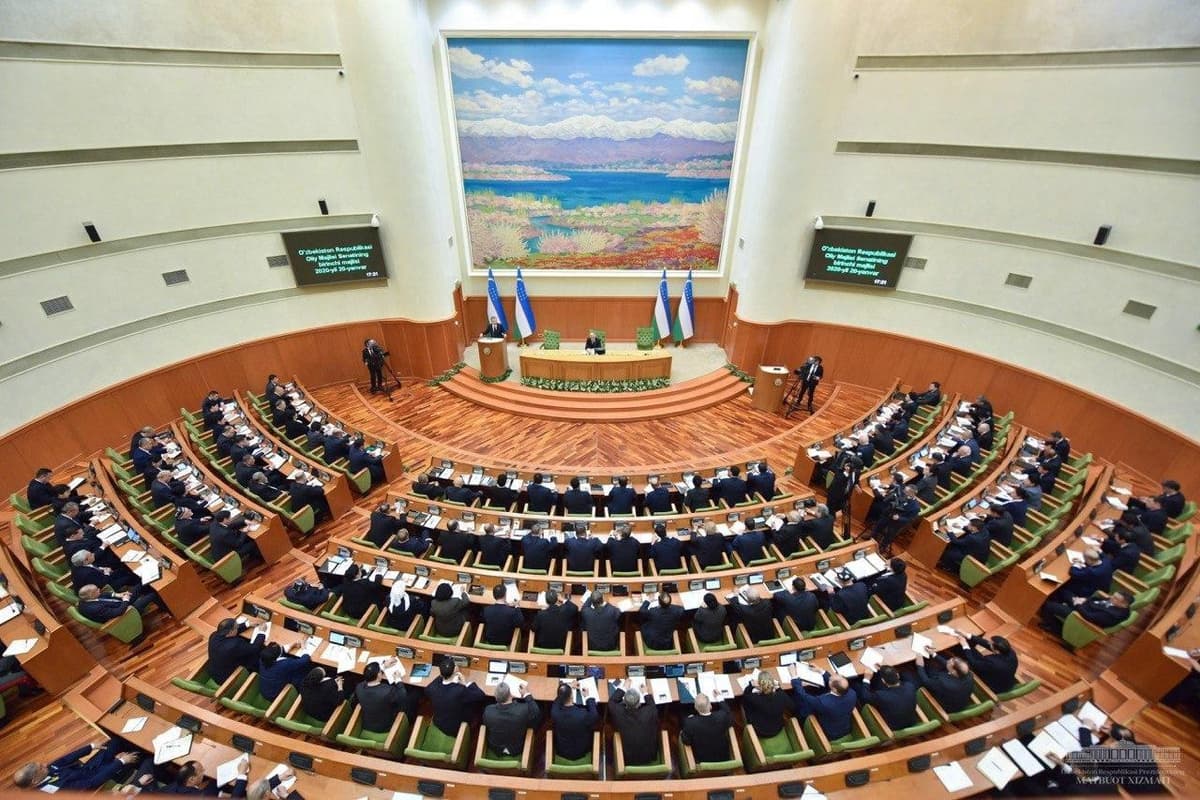 Prezident yangi saylangan senatorlar tarkibiga aniqlik kiritdi