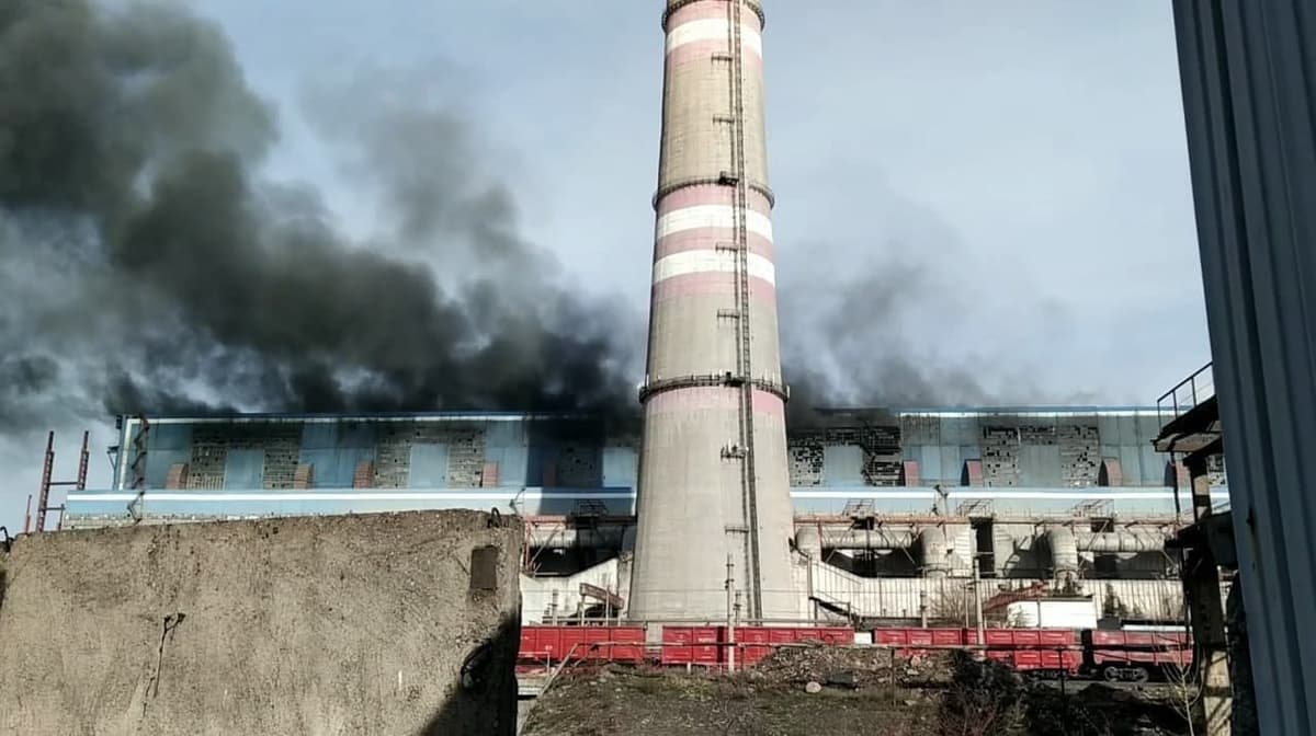 Yangi-Angren IES boshqaruv kompaniyasi: qozon tozalovchilarning xavfsizlik texnikasiga rioya etmaganligi portlashga olib keldi