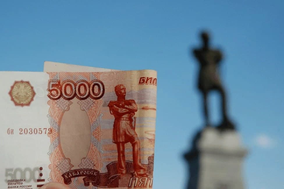 Rossiyada Putinning suratini 5 ming rubllik banknotada joylashtirish taklif qilindi