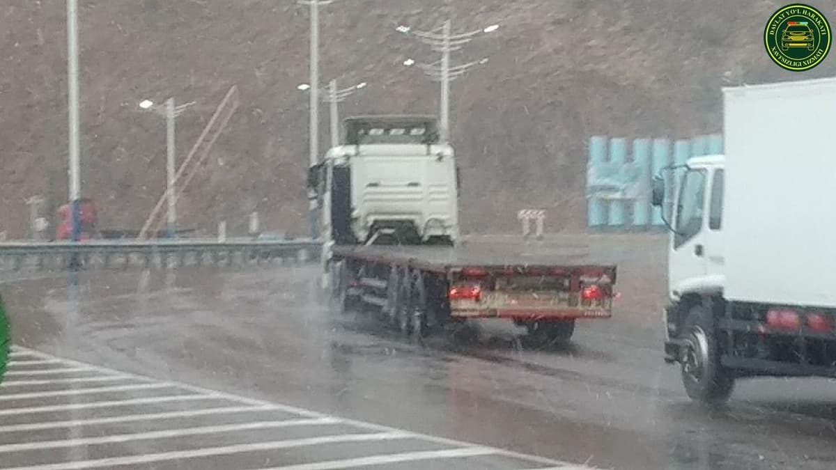В Узбекистане выпал первый снег