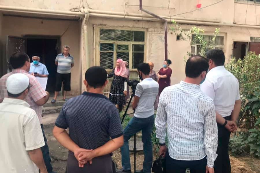 Shayxontohur tumanida 8 yoshli qiz issiq suv quvuri temir ustunini ushlashi oqibatida tok urib, vafot etdi