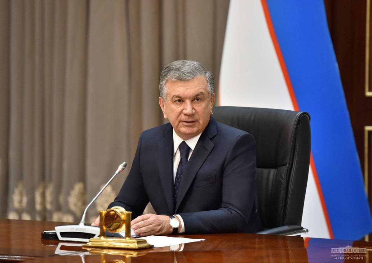 Мирзиёев выразил соболезнования семье умершего от коронавируса