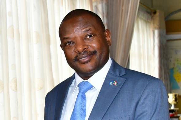 Burundining ko‘p yillik prezidenti vafot etdi 