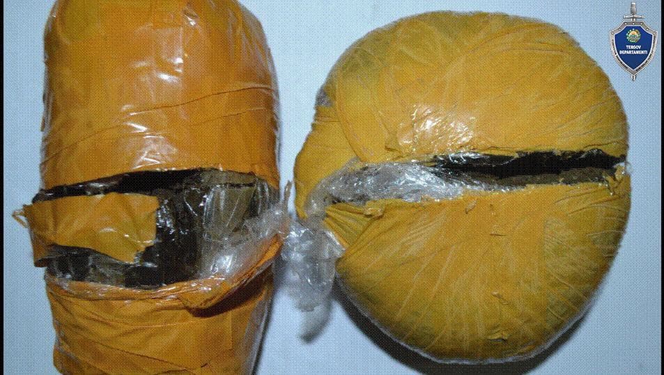 Andijonda 1 kilogramm «gashish»ni 15 000 dollarga sotayotgan shaxs ushlandi
