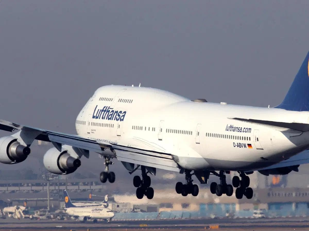 Boeing afsonaviy «bukri» samolyotini ishlab chiqarishni to‘xtatadi