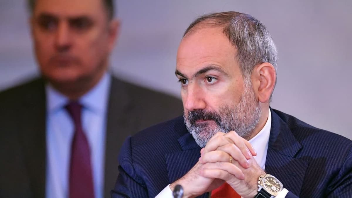 Пашинян: на необходимости соглашения по Карабаху настояла армия