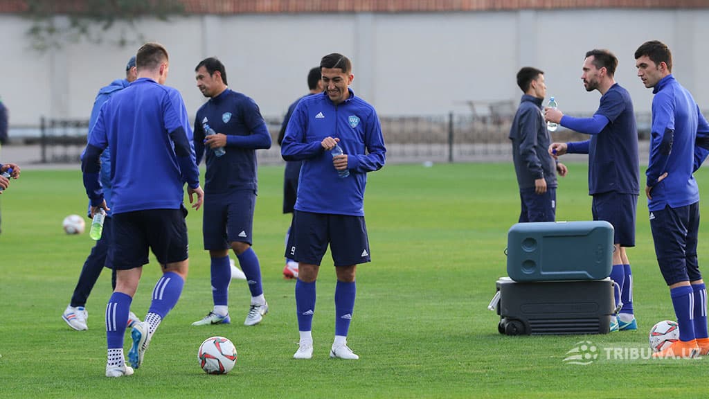 Odil Ahmedov birga to‘p surgan futbolchilardan iborat ramziy jamoasiga faqat bir nafar o‘zbekistonlik futbolchini kiritdi