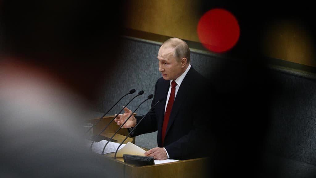 Putinning rossiyaliklar orasida reytingi yanada pasaydi